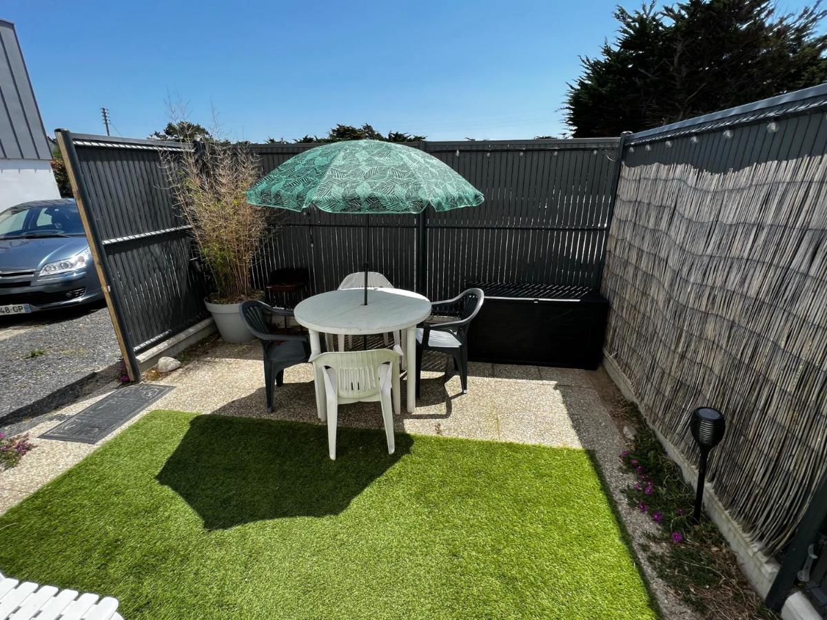 Studio Tregastel Plage A 20 Metres Exterior photo